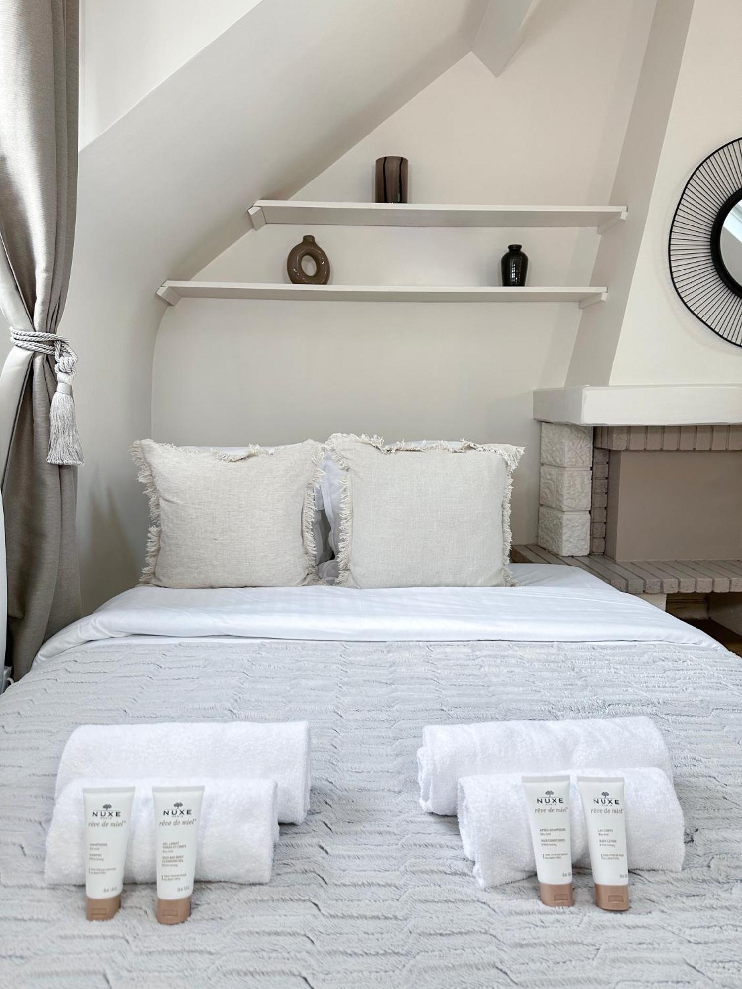 파리 Unique & Beautiful Duplex In Saint-Germain 아파트 외부 사진