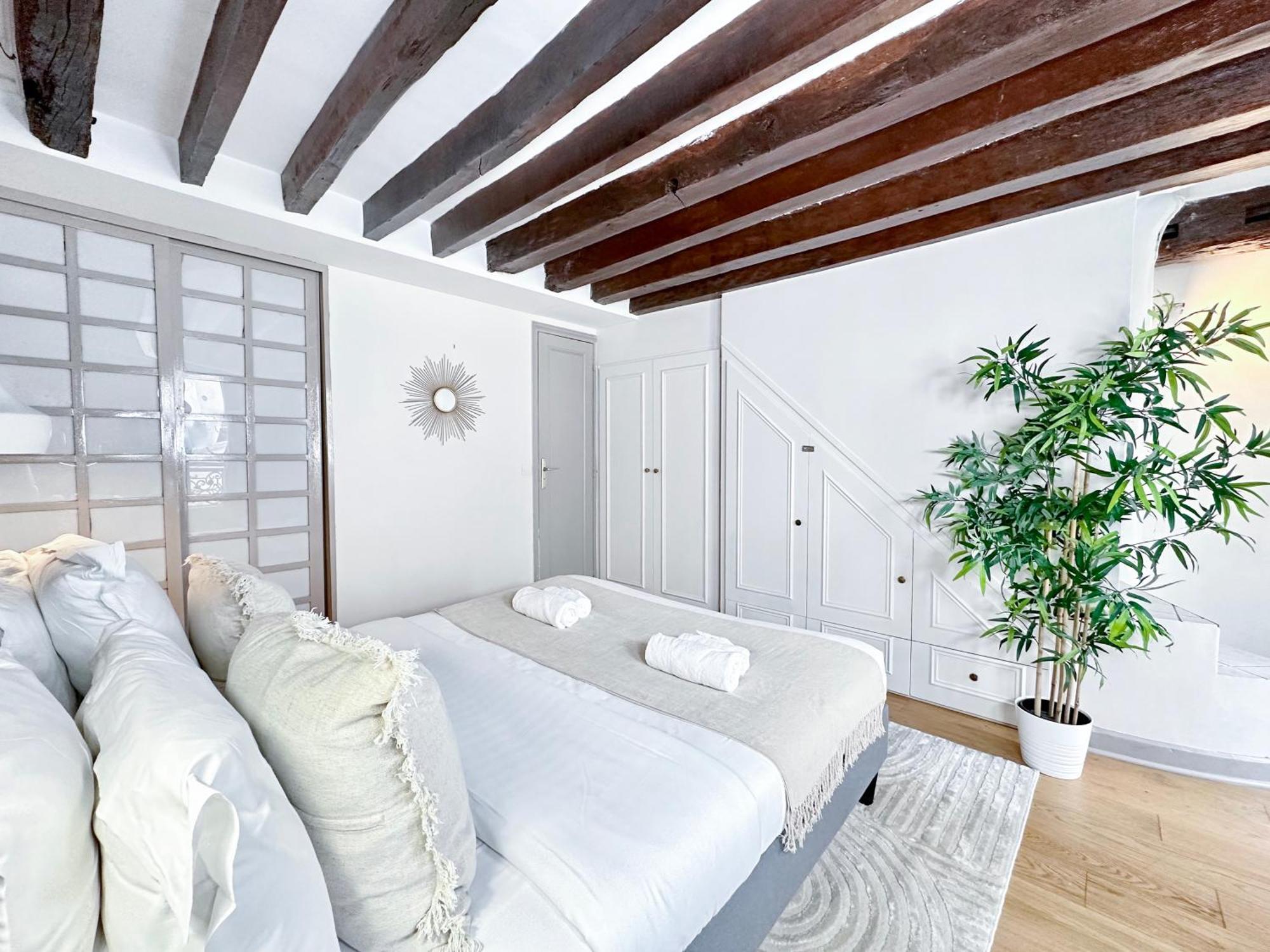 파리 Unique & Beautiful Duplex In Saint-Germain 아파트 외부 사진